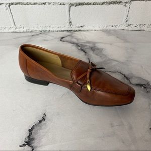 Enzo Angiolini Soft Leather Brown Flats Sz 6M